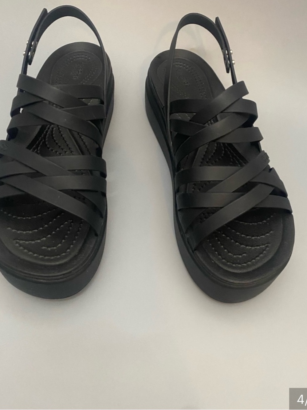 Crocs Brooklyn Black Strappy Low Platform Sandals. Size 8 - Picture 7 of 13